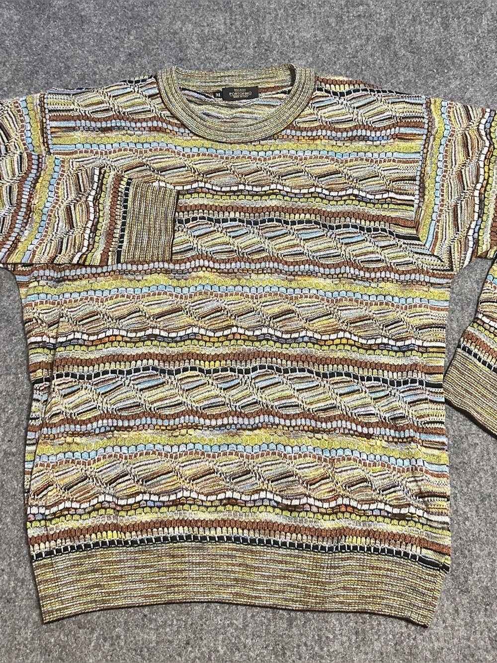 Riscatto Portofino vintage knit crewneck sweater. 
Made in Italy